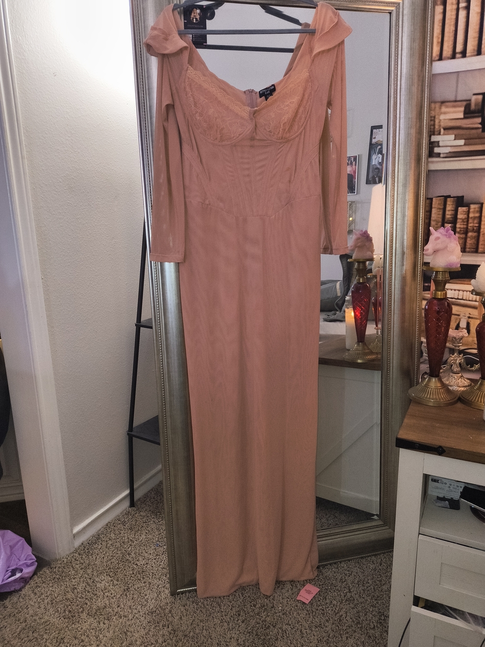 PRETTYLITTLETHING Shape Long Sleeve Corset Maxi Dress in Blush - Picture 6 of 8